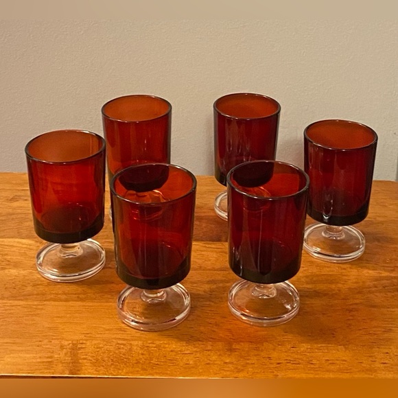 Beautiful Vintage set of 6 Cranberry shot glasses 3” - Picture 1 of 2